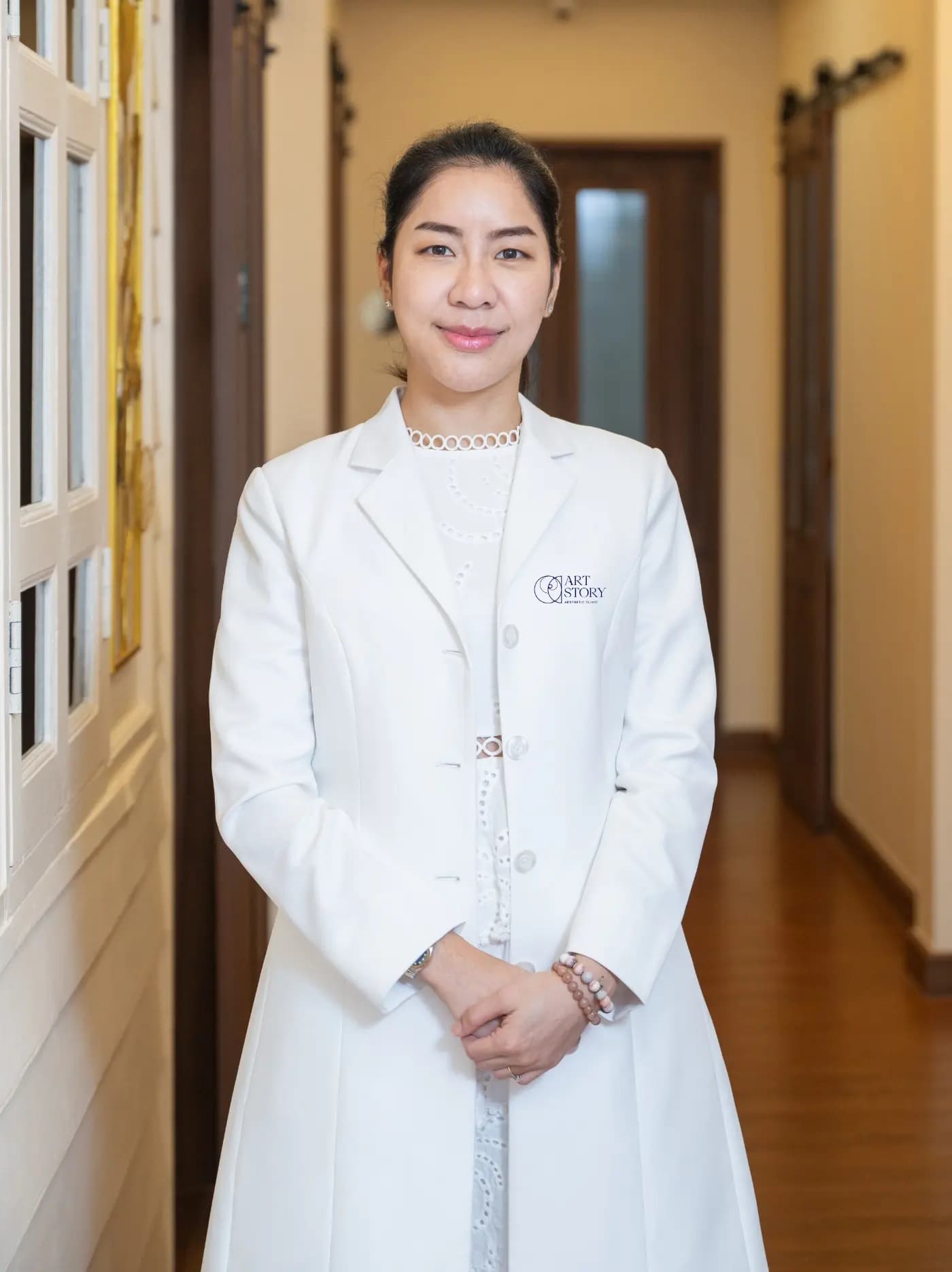 พญ.ศรัณยู ประชาสันติ์ (Dr.Yu) แพทย์ประจำ Art Story Aesthetic Clinic