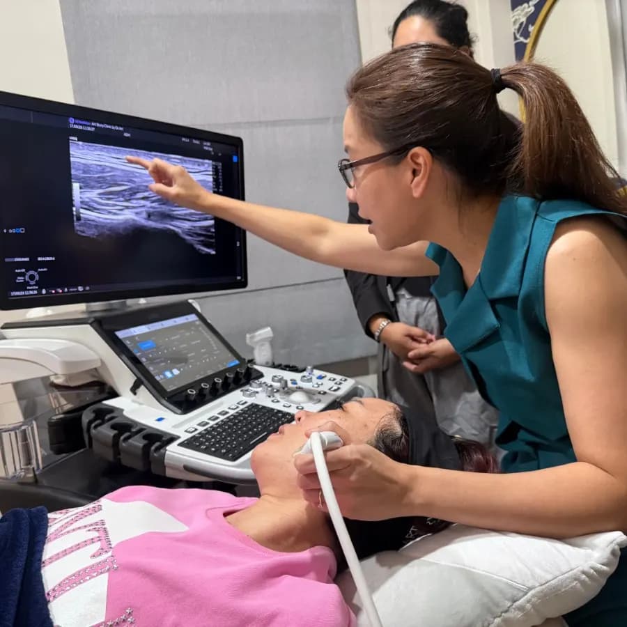การสาธิตการตรวจ Ultrasound ใบหน้า